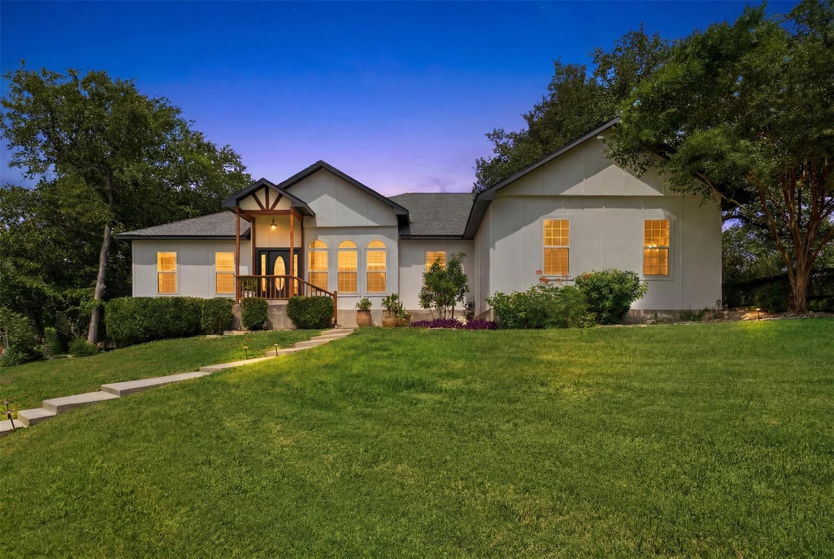 View 12714 Eagle Nest Dr in Cimarron Park 01 12714 Eagle Nest Dr - front exterior - Luxury home in Cimarron Park 01, Buda, TX