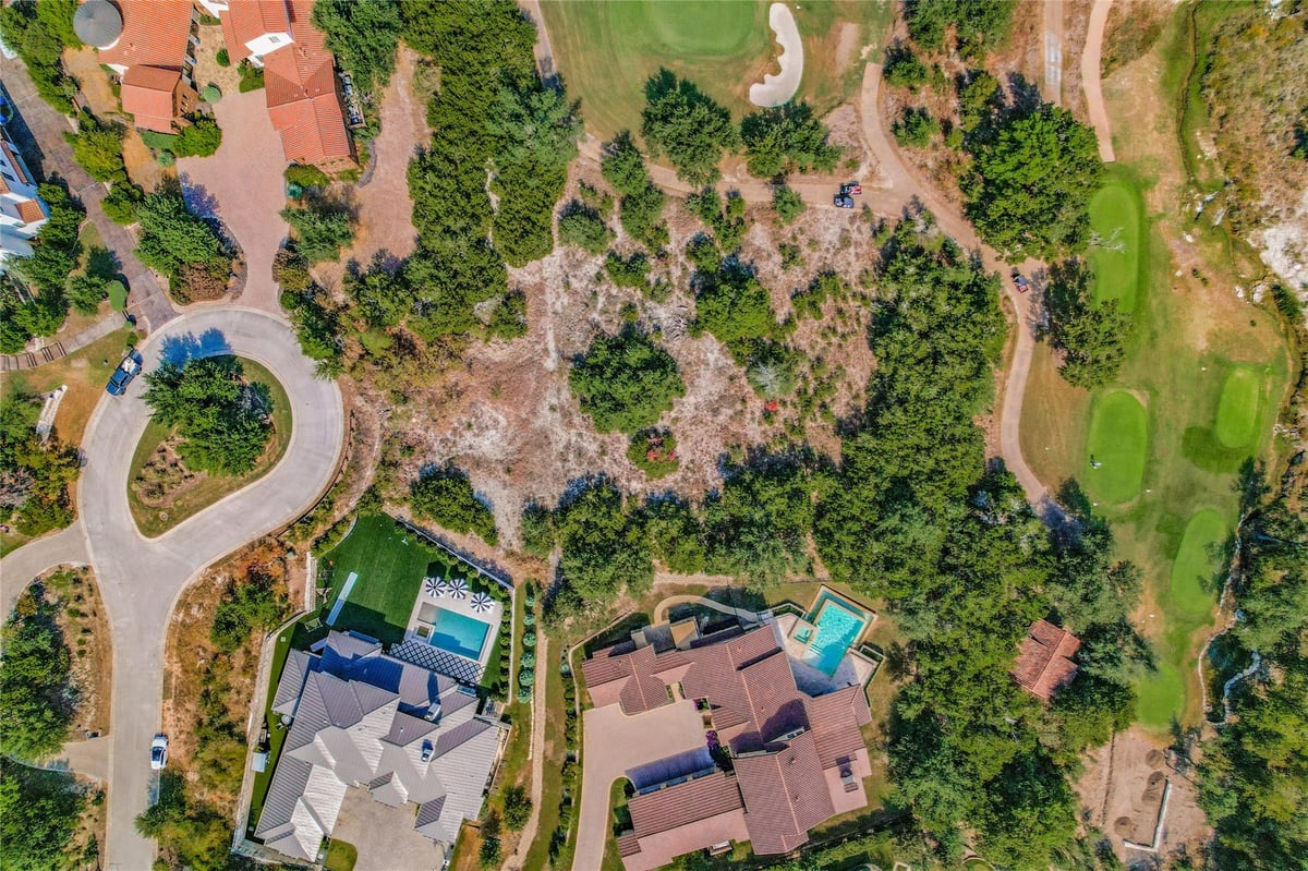 12716 Little Blue Stem Cv - front exterior - Luxury lot in Spanish Oaks Sec Iiic, Austin, TX