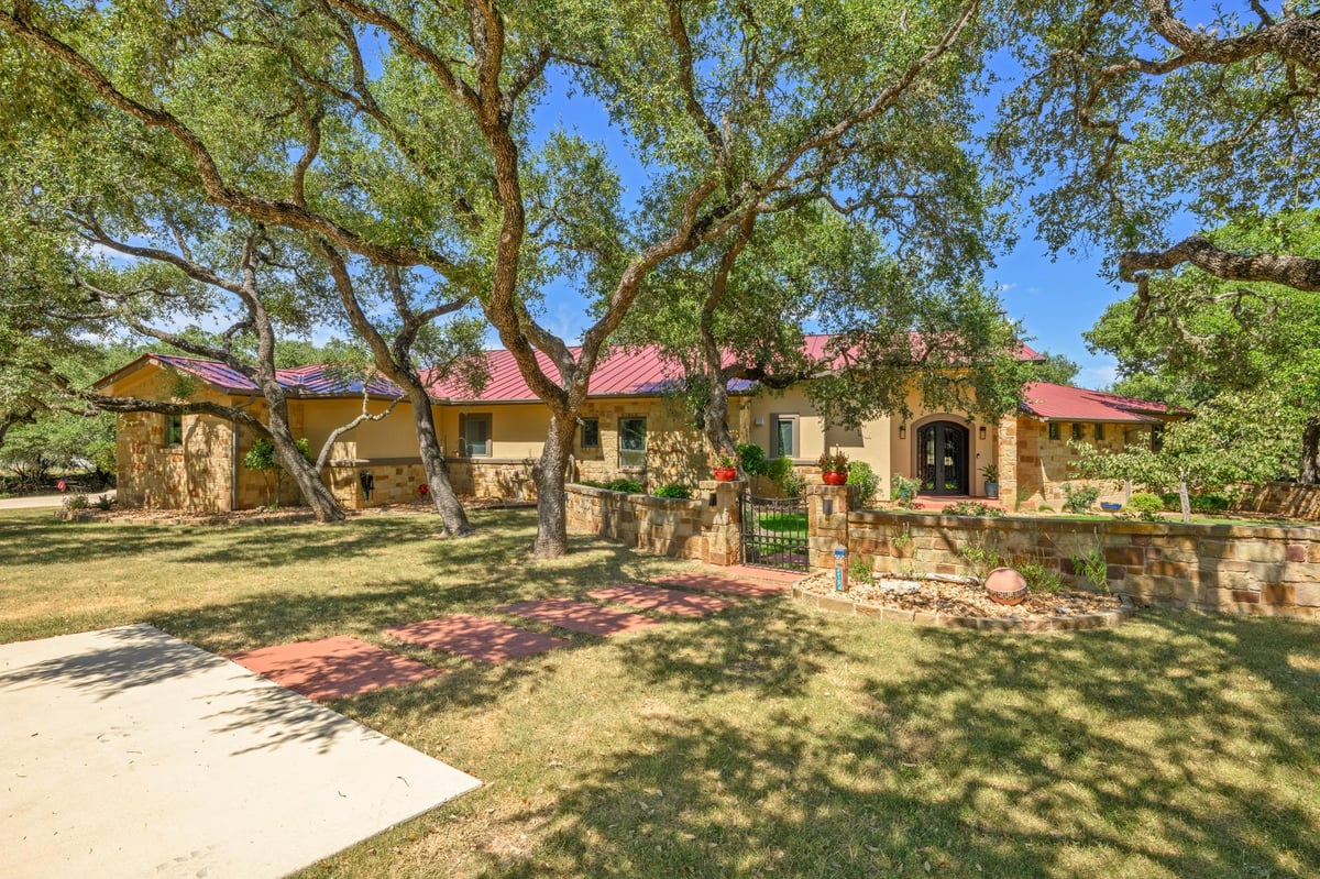 View 1273 Ranchers Club LN in La Ventana Ph 7 1273 Ranchers Club LN - property photo 1 - Luxury home in La Ventana Ph 7, Driftwood, TX