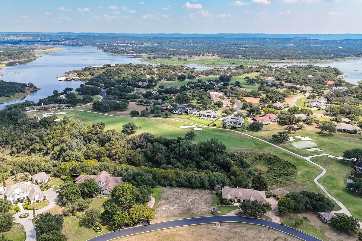 128 Hidden Springs Ct - front exterior - Luxury lot in Barton Creek Lakeside, Spicewood, TX