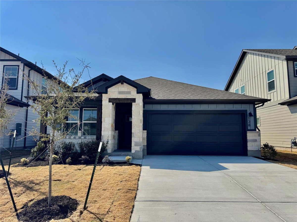 View 128 Holmby Dr in Prairie Winds 128 Holmby Dr - front exterior - Luxury home in Prairie Winds, Hutto, TX