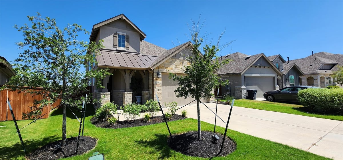 View 128 Rosebush DR in Santa Rita Ranch North: 40ft. lots 128 Rosebush DR - front exterior - Luxury home in Santa Rita Ranch North: 40ft. lots, Liberty Hill, TX