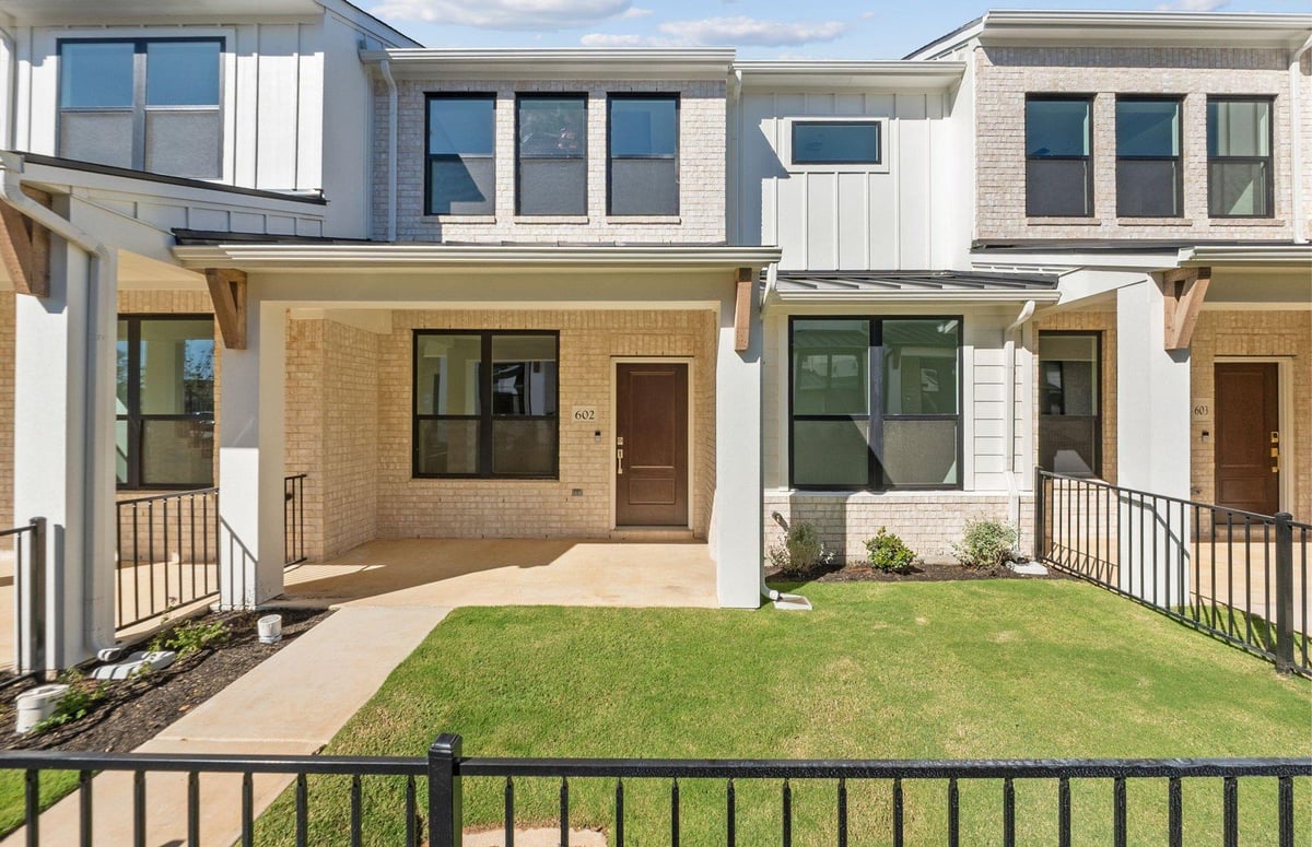 View 1280 E Main St Unit #602 in Monarch on Main 1280 E Main St Unit #602 - front exterior - Luxury home in Monarch on Main, Round Rock, TX