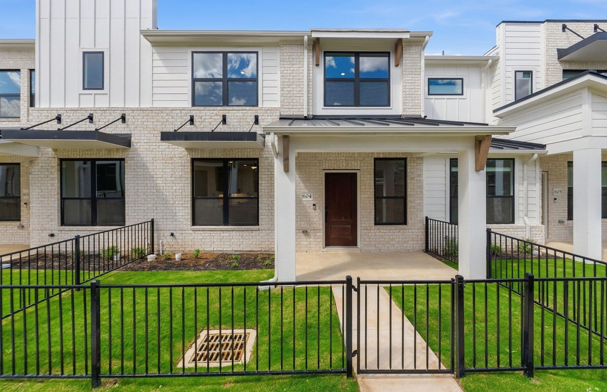 View 1280 E Main ST Unit #604 in Monarch on Main 1280 E Main ST Unit #604 - property photo 1 - Luxury home in Monarch on Main, Round Rock, TX