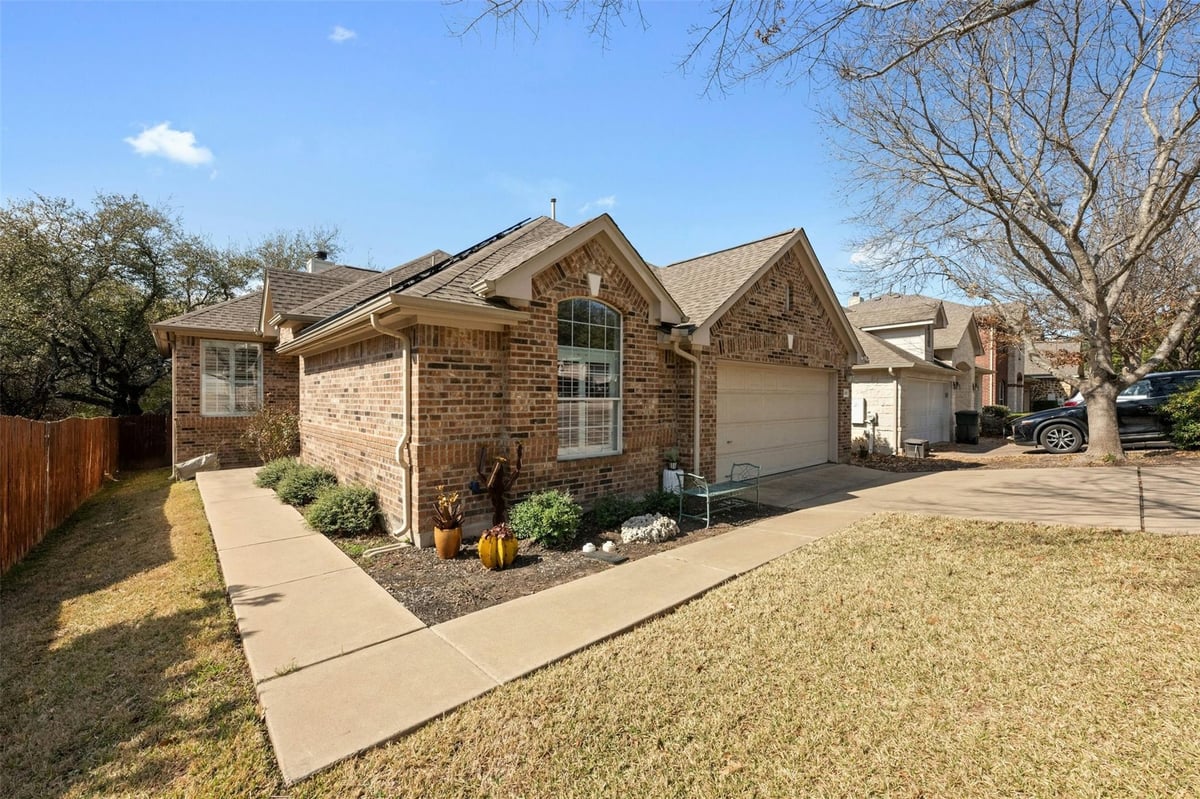 View 12801 Appaloosa Chase Dr in Steiner Ranch Ph 01 Sec 06B 12801 Appaloosa Chase Dr - front exterior - Luxury home in Steiner Ranch Ph 01 Sec 06B, Austin, TX