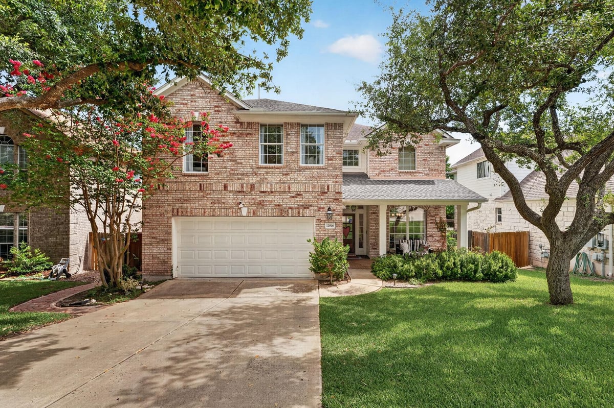 View 12816 Majestic Oaks DR in Steiner Ranch Ph 01 Sec 05C 12816 Majestic Oaks DR - property photo 1 - Luxury home in Steiner Ranch Ph 01 Sec 05C, Austin, TX