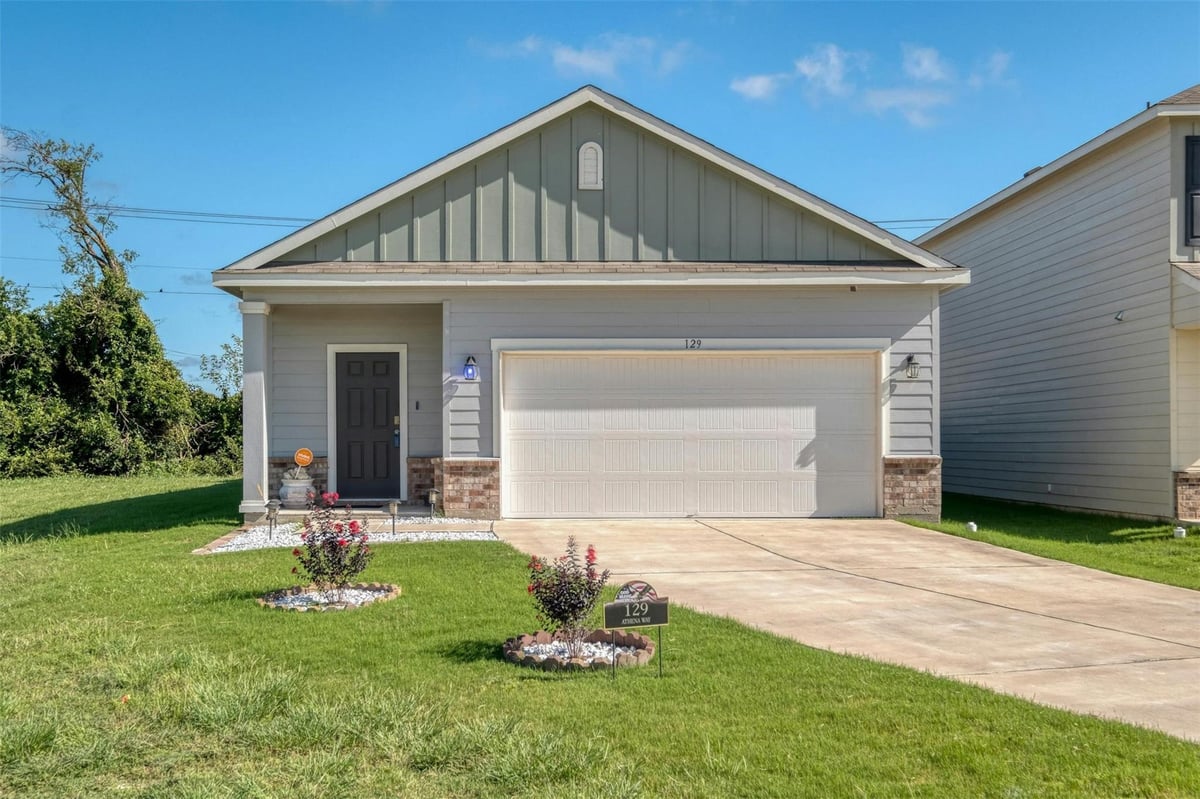 View 129 Athena Way in SONTERRA 129 Athena Way - front exterior - Luxury home in SONTERRA, Jarrell, TX