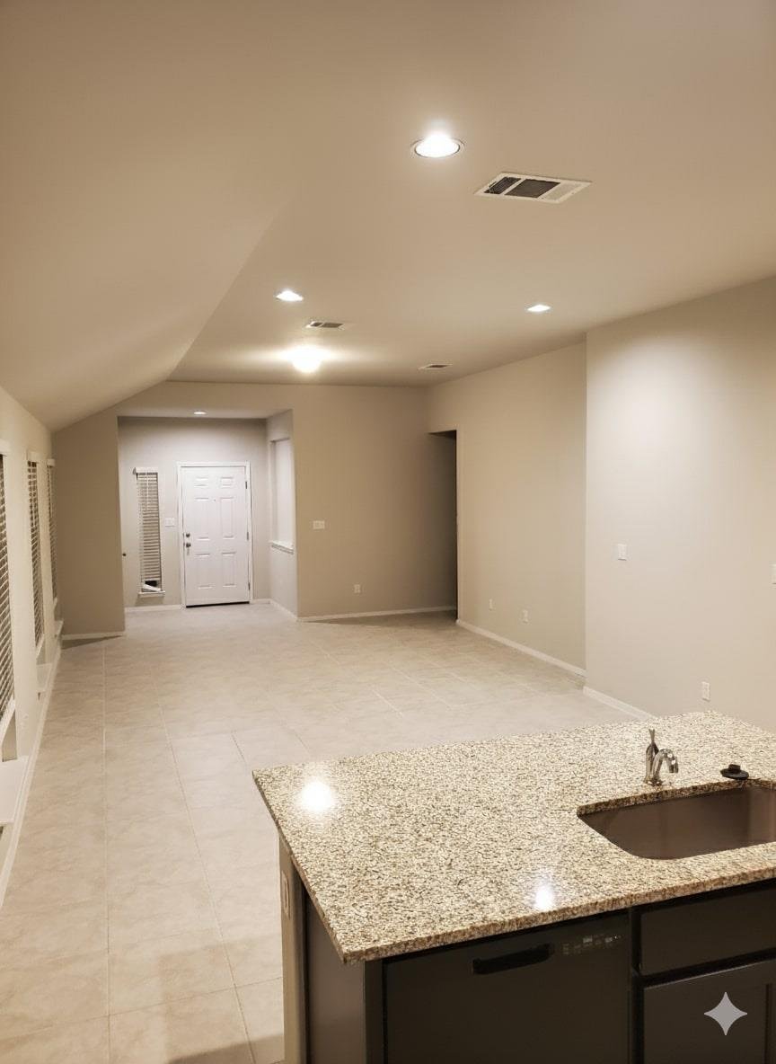 Living area at 129 BRIGHT FLORA Ln - 3 bed 2 bath home