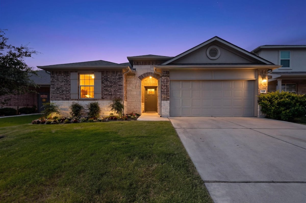 View 129 Brunnen WAY in Fairhaven 129 Brunnen WAY - front exterior - Luxury home in Fairhaven, Georgetown, TX