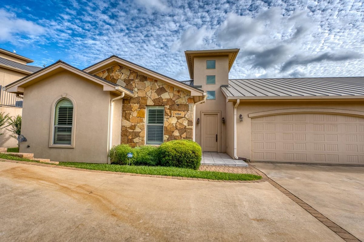 View 129 Hi Valley Trl Unit #A in Horseshoe Bay 129 Hi Valley Trl Unit #A, photo 1, Horseshoe Bay, Horseshoe Bay, TX