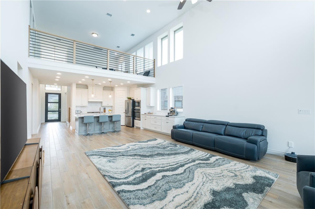Living area at 129 Menlo Bnd - 5 bed 4 bath home
