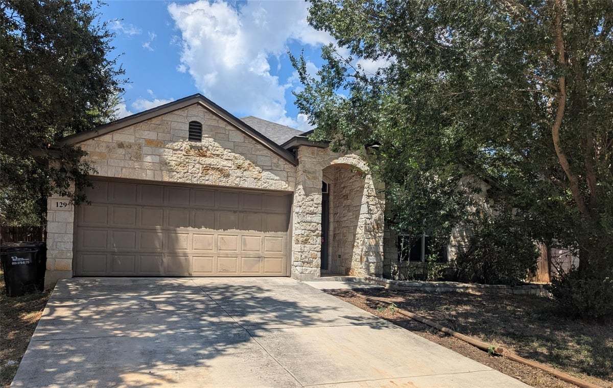 View 129 Park LN in Bishop Crossing Sec 2 129 Park LN - property photo 1 - Luxury home in Bishop Crossing Sec 2, San Marcos, TX