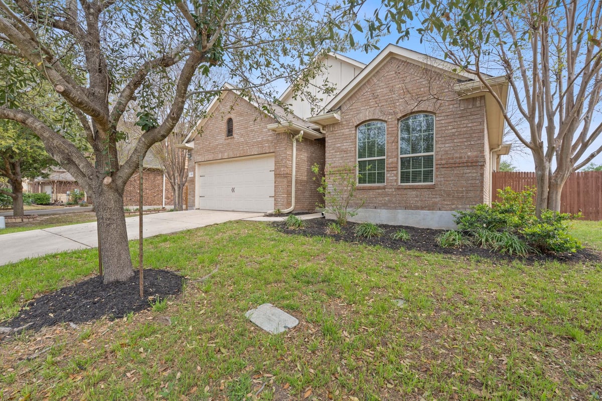 View 129 Phil Mickelson Ct in Forest Creek Sec 37 129 Phil Mickelson Ct - front exterior - Luxury home in Forest Creek Sec 37, Round Rock, TX