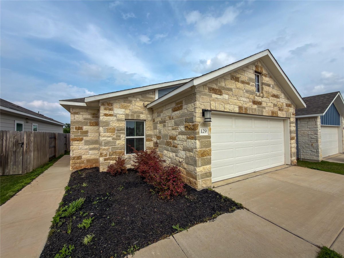 129 Tall Grass DR - front exterior - Luxury home in Morningstar, Georgetown, TX