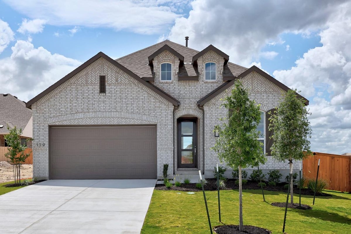 View 129 Top View Dr in Lariat 129 Top View Dr - front exterior - Luxury home in Lariat, Liberty Hill, TX
