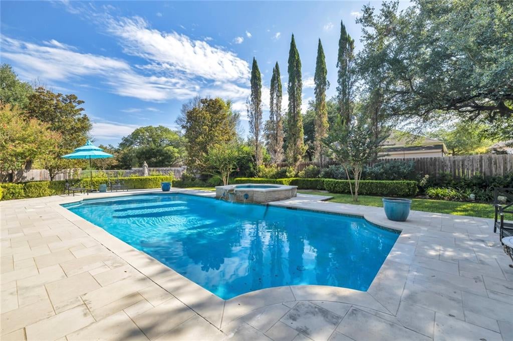 View 12904 Bloomfield Hills Ln in Steiner Ranch Ph 01 Sec 06e 12904 Bloomfield Hills Ln - front exterior - Luxury home in Steiner Ranch Ph 01 Sec 06e, Austin, TX