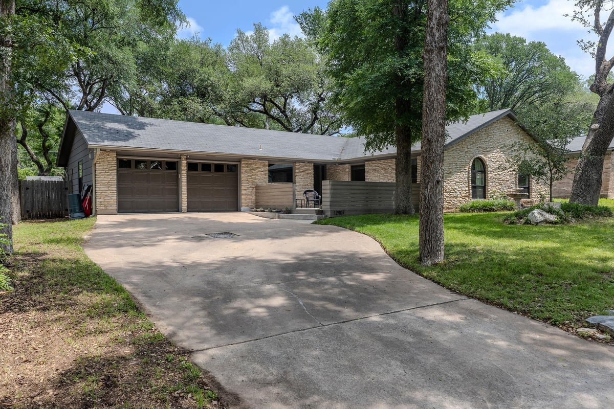 Primary bedroom at 12907 Springvale Dr - 3 bed 2 bath home