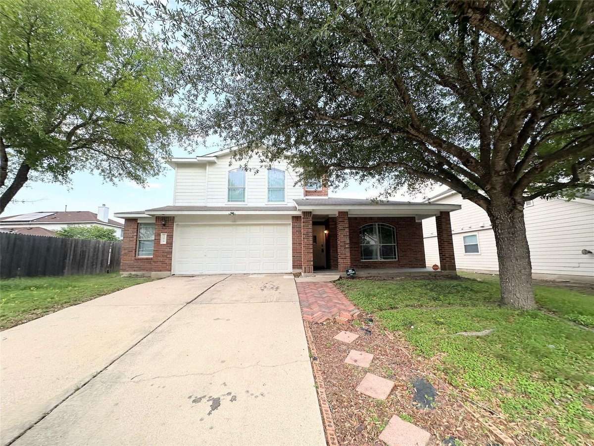View 12929 Waynespur LN in Elm Creek Sec 01 12929 Waynespur LN - property photo 1 - Luxury home in Elm Creek Sec 01, Elgin, TX