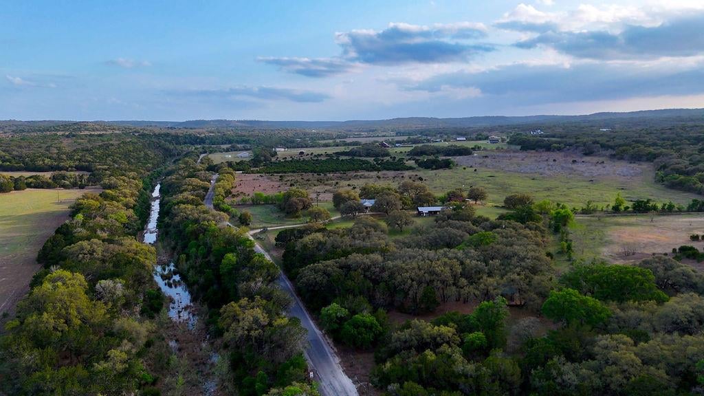 View 1294 Crabapple RD in A0233;A0037 1294 Crabapple RD - front exterior - Luxury home in A0233;A0037, Blanco, TX