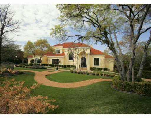 View 13 Pascal Ln in Rob Roy 13 Pascal Ln - property photo 1 - Luxury home in Rob Roy, Austin, TX