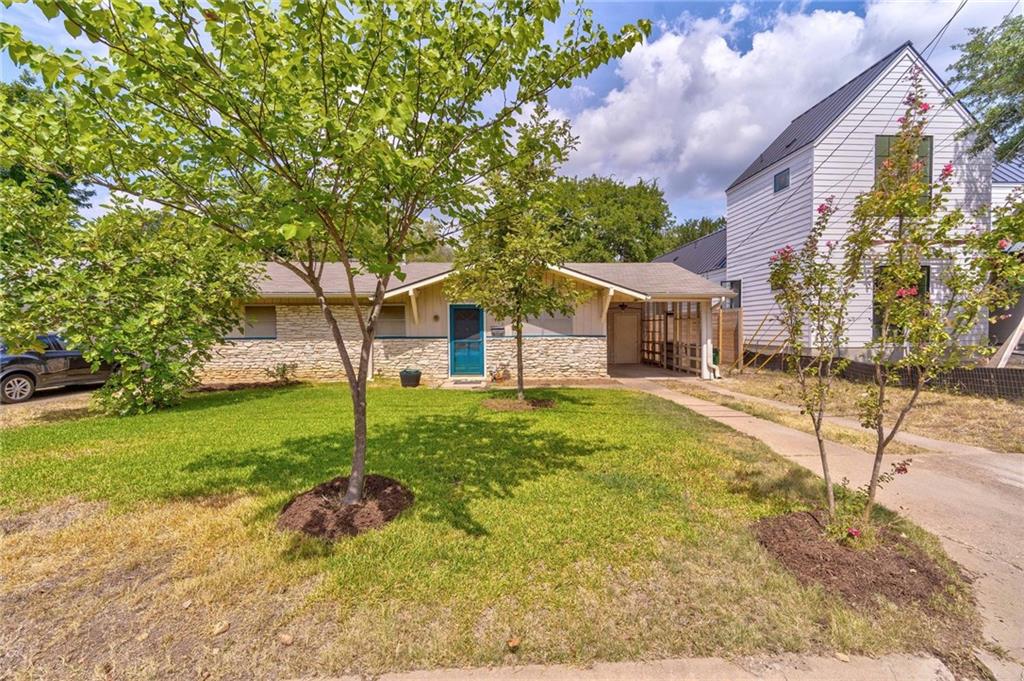 View 1300 Folts Ave in South Lund South 1300 Folts Ave - front exterior - Luxury home in South Lund South, Austin, TX