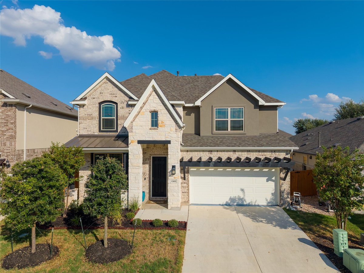 View 1300 Truscon PATH in Deerbrooke Ph 2 Sec 7 1300 Truscon PATH - property photo 1 - Luxury home in Deerbrooke Ph 2 Sec 7, Leander, TX