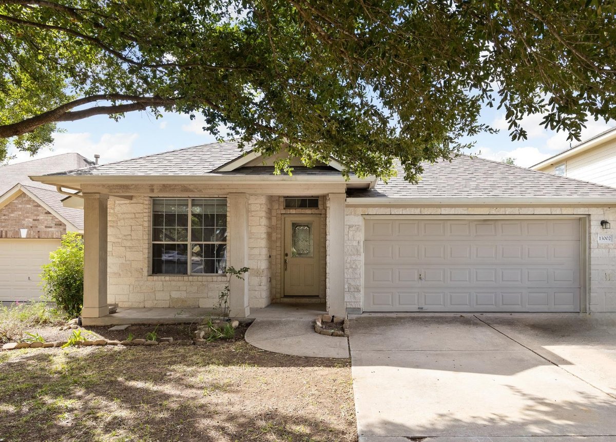 View 13002 Kenswick DR in Harris Ridge Ph 02 Sec 01 Rep 13002 Kenswick DR - front exterior - Luxury home in Harris Ridge Ph 02 Sec 01 Rep, Austin, TX