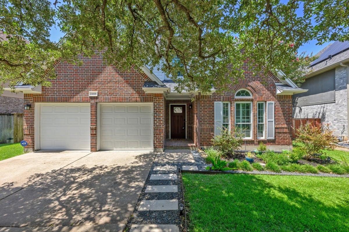 View 13006 Tantivy DR in Hunters Chase Sec 07 Amd Pt Amd 13006 Tantivy DR - property photo 1 - Luxury home in Hunters Chase Sec 07 Amd Pt Amd, Austin, TX