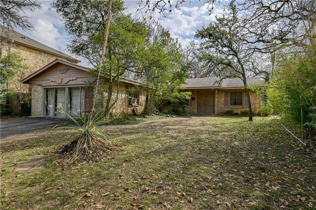 View 1301 Elton LN in Westfield A 1301 Elton LN - front exterior - Luxury home in Westfield A, Austin, TX