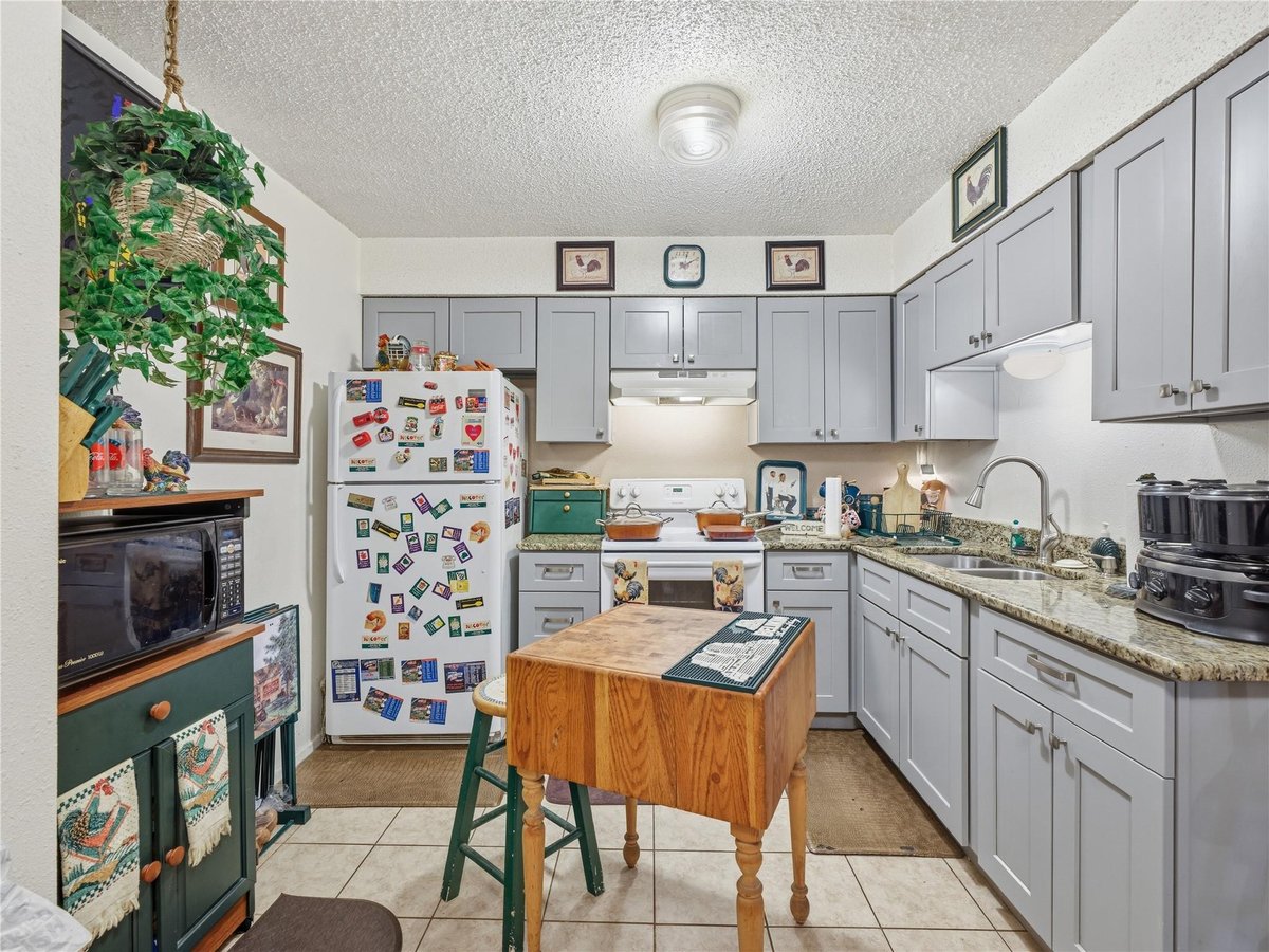 Kitchen at 1301 McKie Cv - 2 bed 1 bath home
