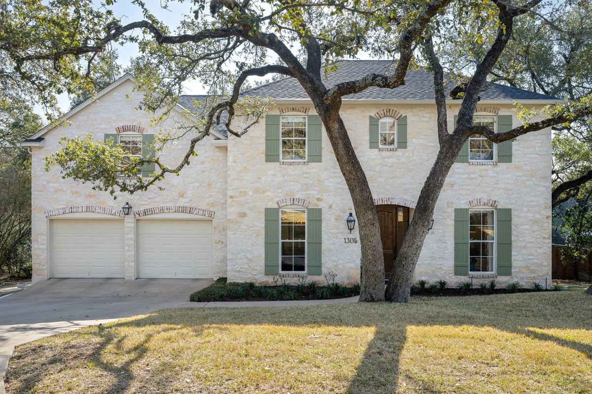View 1305 Constant Springs DR in Rolling Hills West 1305 Constant Springs DR - front exterior - Luxury home in Rolling Hills West, Austin, TX