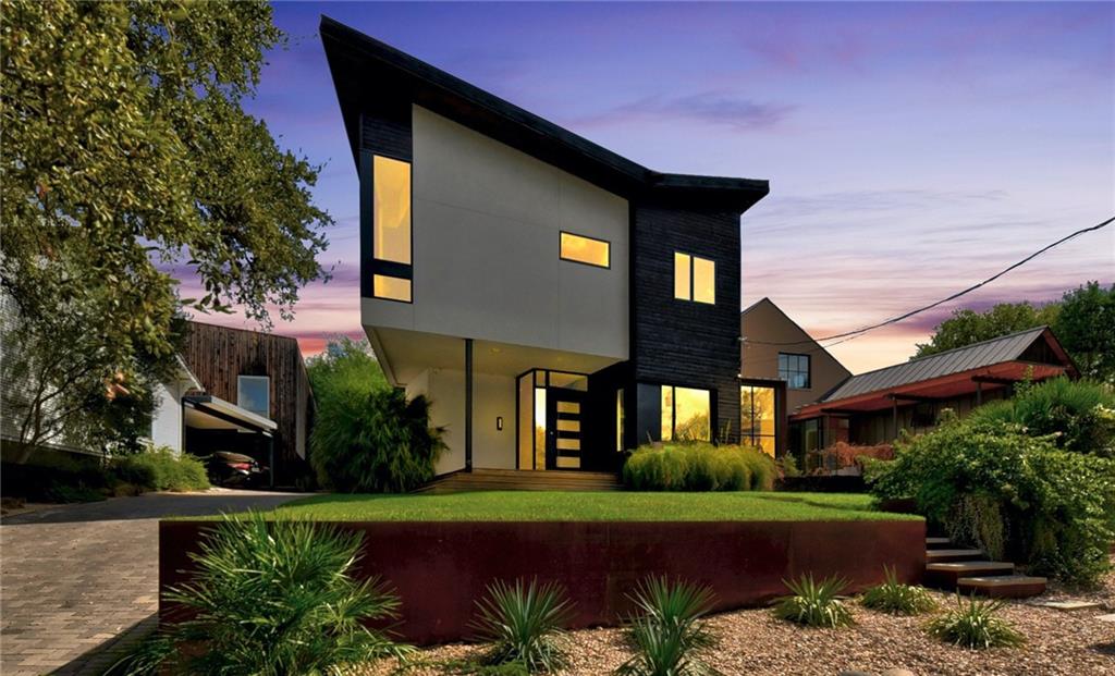 View 1305 Hillside Ave in Fairview Park 1305 Hillside Ave - property photo 1 - Luxury home in Fairview Park, Austin, TX