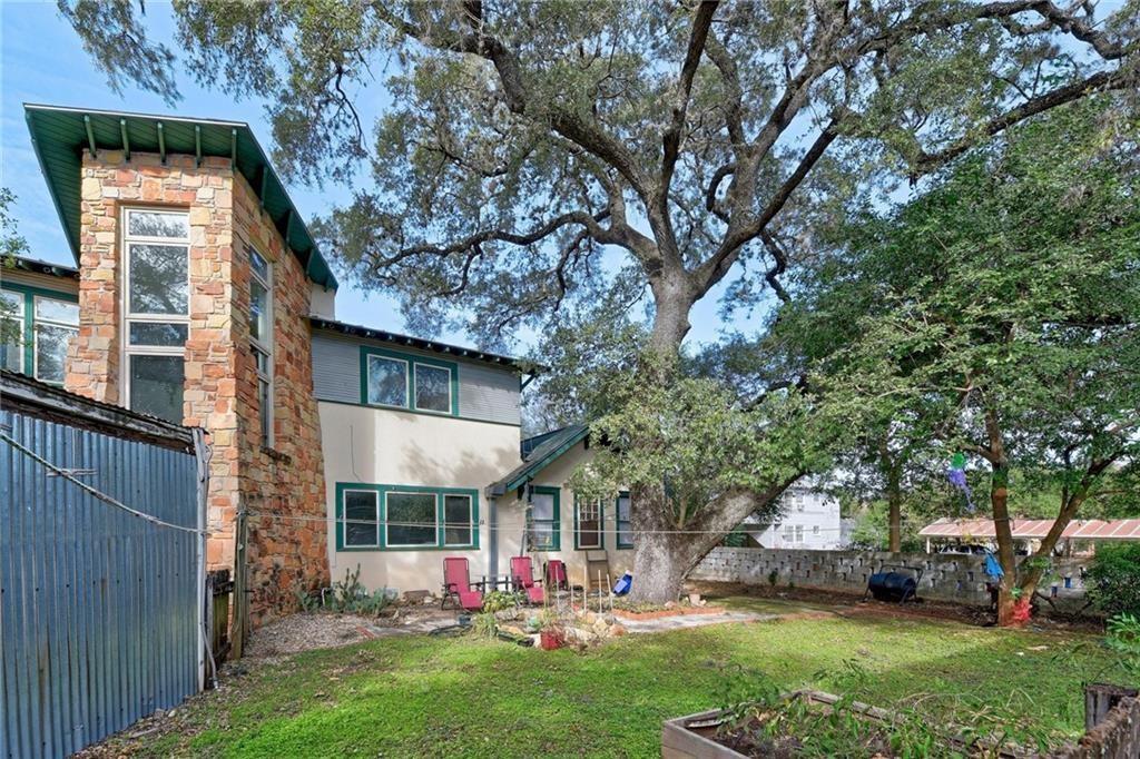 Living area at 1305 Lorrain St - Enfield A, Austin, TX