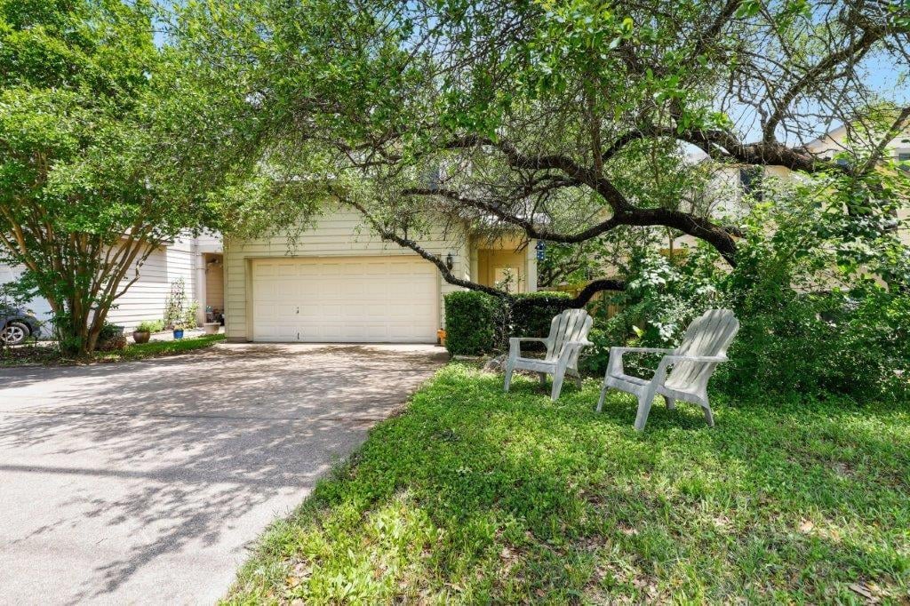 View 1305 N Cuernavaca DR Unit #B-14 in Lake Austin Hills Homes 1305 N Cuernavaca DR Unit #B-14 - property photo 1 - Luxury home in Lake Austin Hills Homes, Austin, TX