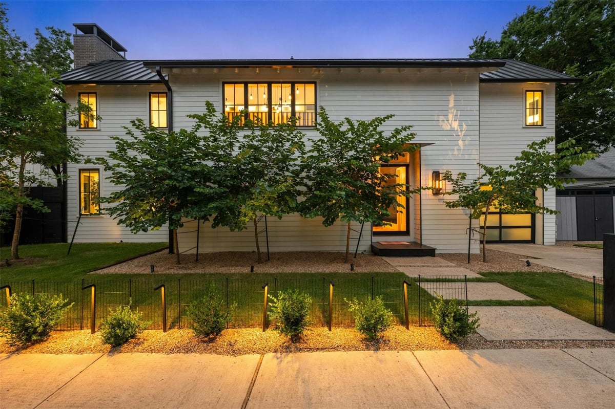 View 1306 Clifford Ave in Chernosky 04 1306 Clifford Ave - front exterior - Luxury home in Chernosky 04, Austin, TX