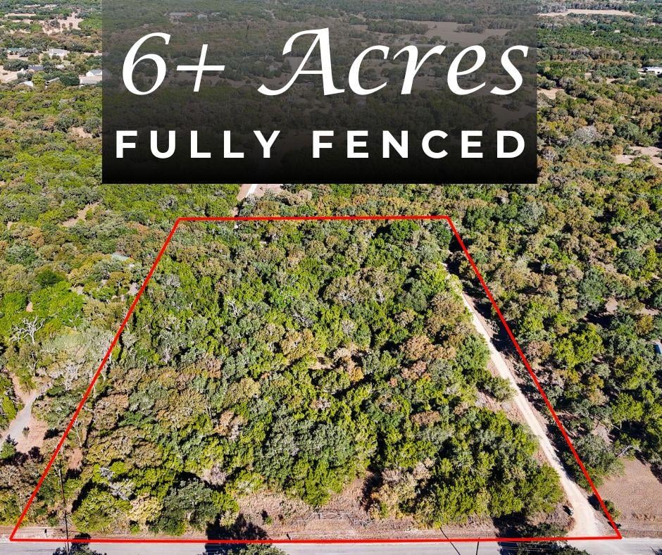 View 1306 Thousand Oaks Loop in Thousand Oaks 1306 Thousand Oaks Loop - front exterior - Luxury lot in Thousand Oaks, San Marcos, TX