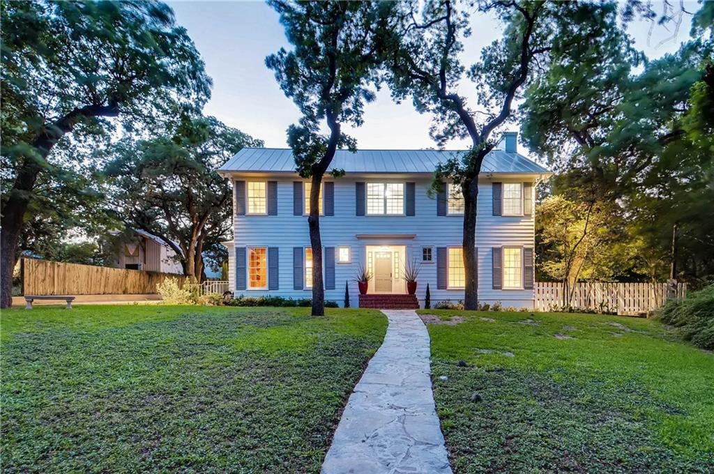View 1306 Winsted Ln in Tarrytown 1306 Winsted Ln - property photo 1 - Luxury home in Tarrytown, Austin, TX
