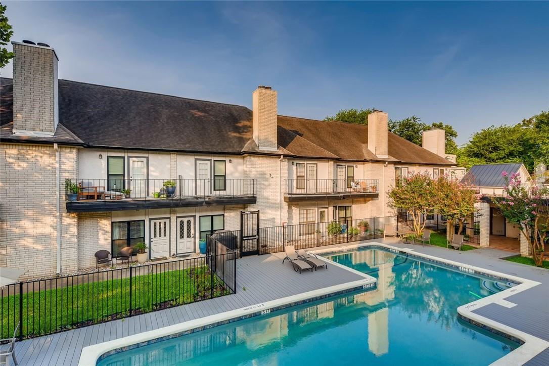 View 1307 Kinney Ave Unit #118 in Ashton Green Condo 1307 Kinney Ave Unit #118 - property photo 1 - Luxury home in Ashton Green Condo, Austin, TX