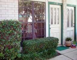 View 1307 KINNEY Ave Unit #128 in ASHTON GREEN CONDOMINIUMS 1307 KINNEY Ave Unit #128 - property photo 1 - Luxury home in ASHTON GREEN CONDOMINIUMS, Austin, TX