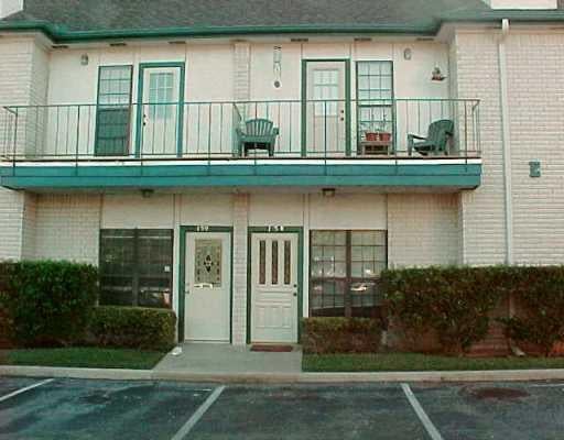 View 1307 KINNEY Ave Unit #158 in ASHTON GREEN CONDOMINIUMS 1307 KINNEY Ave Unit #158 - property photo 1 - Luxury home in ASHTON GREEN CONDOMINIUMS, Austin, TX