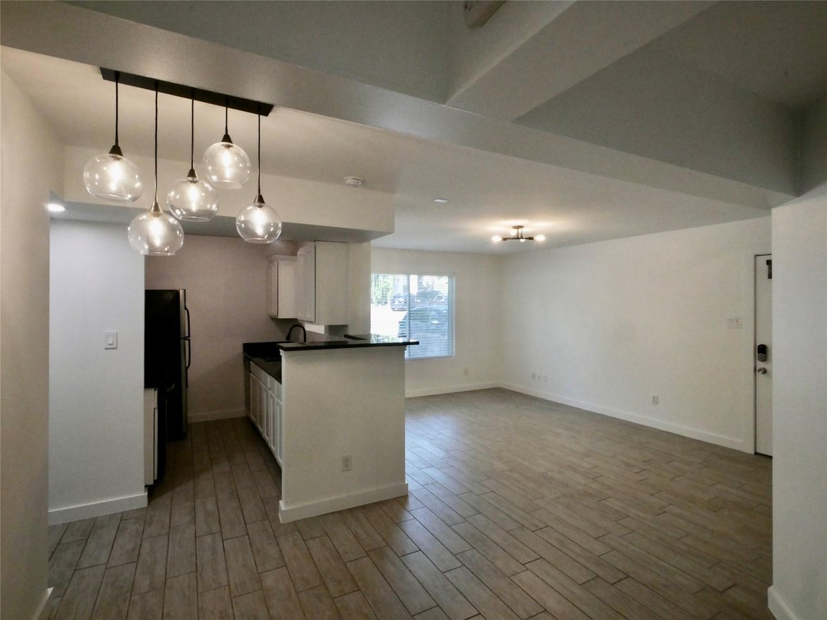1307 Norwalk LN Unit #102 - property photo 1 - Luxury home in West Austin Tanglewood Condo, Austin, TX