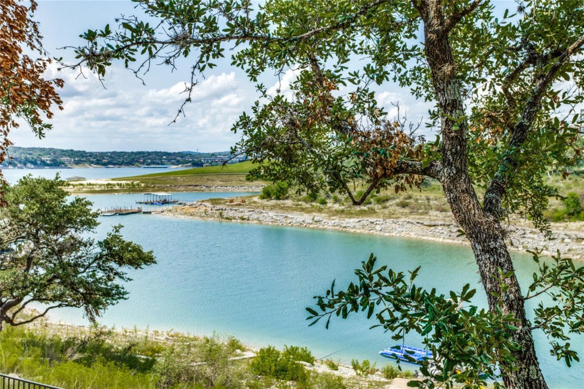 View 1307 Osprey Ridge LOOP in Waterford On Lake Travis Sec 2 1307 Osprey Ridge LOOP - front exterior - Luxury home in Waterford On Lake Travis Sec 2, Lago Vista, TX