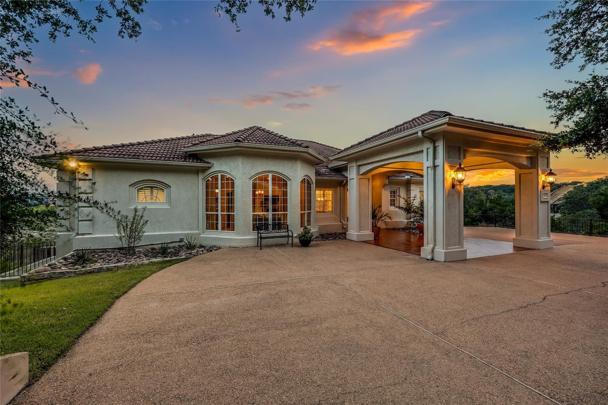 Kitchen at 1307 Osprey Ridge Loop - 4 bed 3 bath home