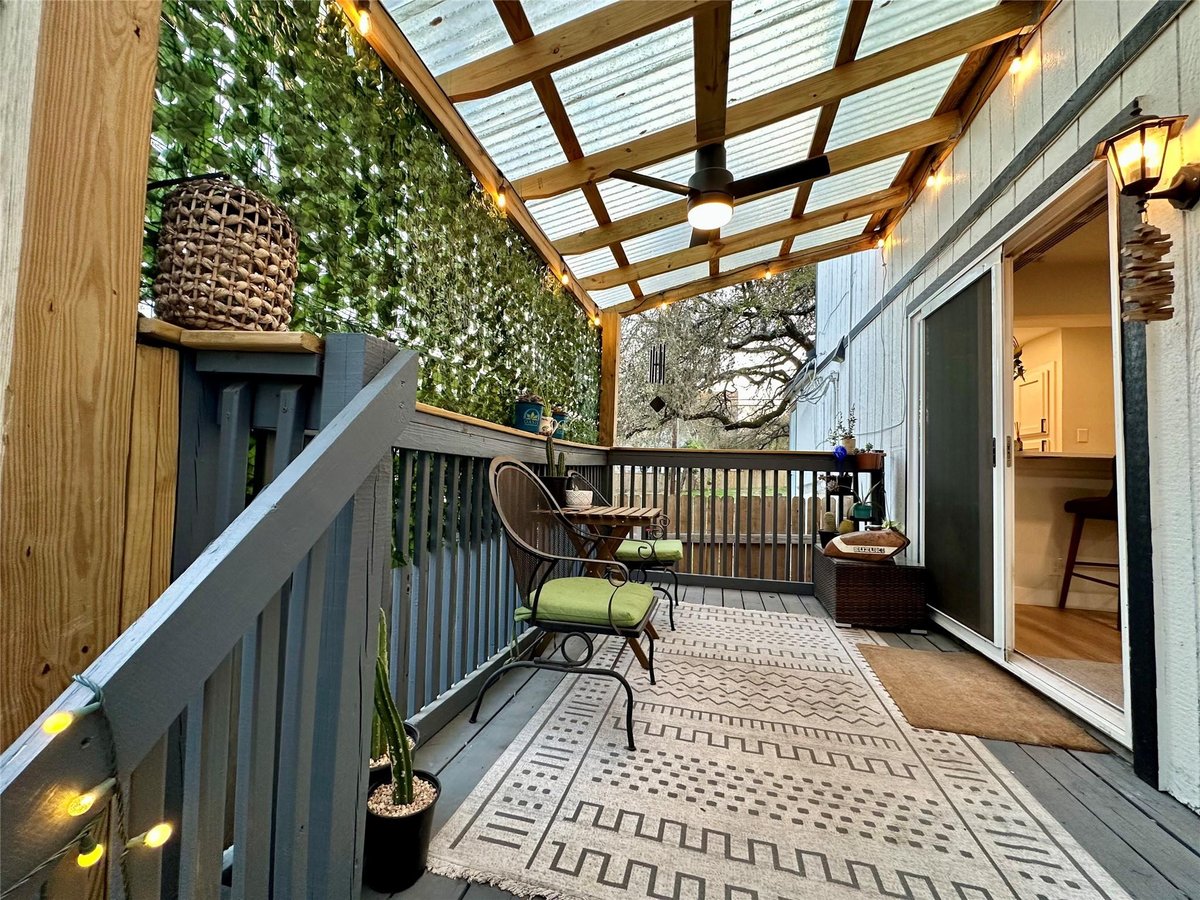 View 1308 Matthews Ln Unit #B in Wyldwood Sec 01 1308 Matthews Ln Unit #B - front exterior - Luxury home in Wyldwood Sec 01, Austin, TX