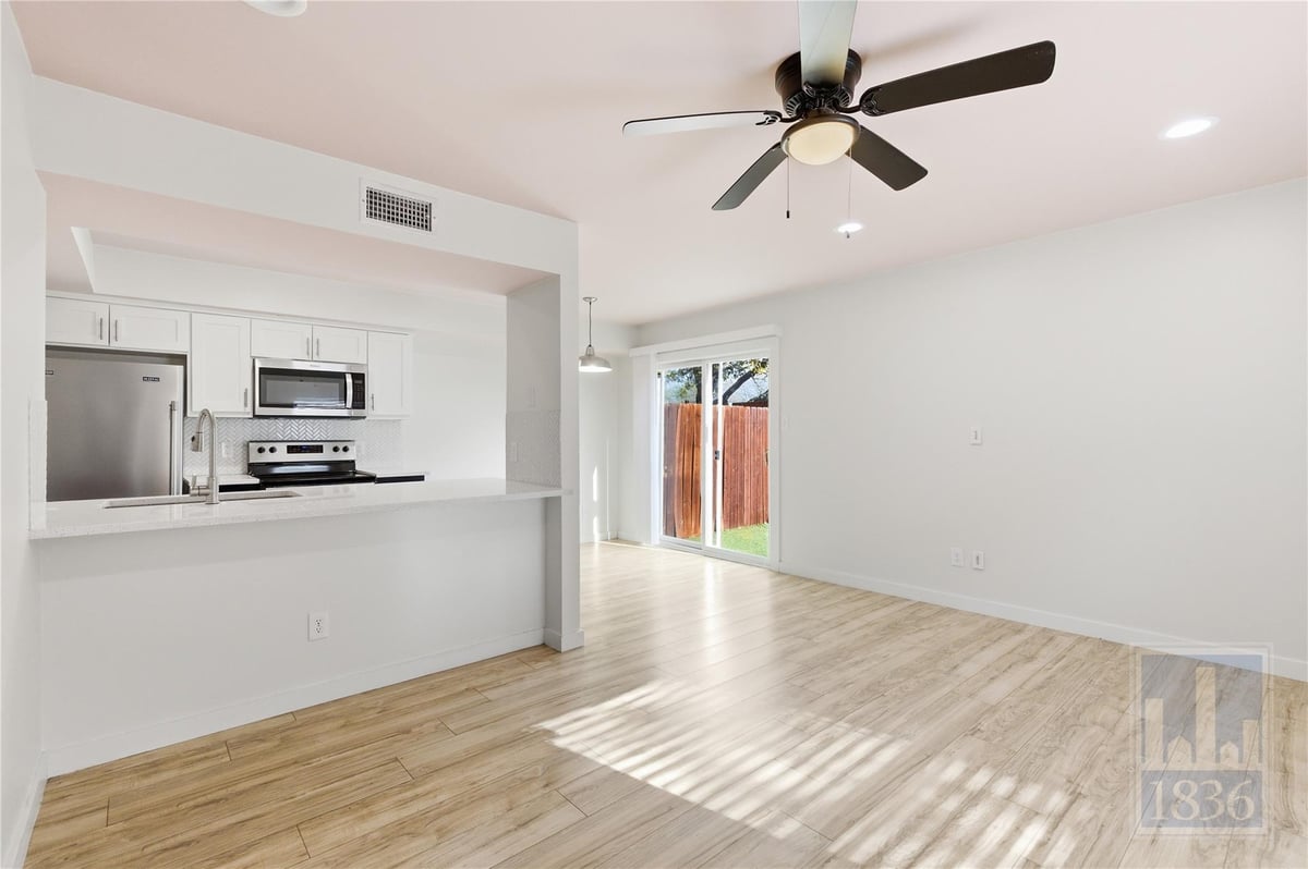 View 1308 Southport DR Unit #D in Southridge Sec 06 1308 Southport DR Unit #D - property photo 1 - Luxury home in Southridge Sec 06, Austin, TX