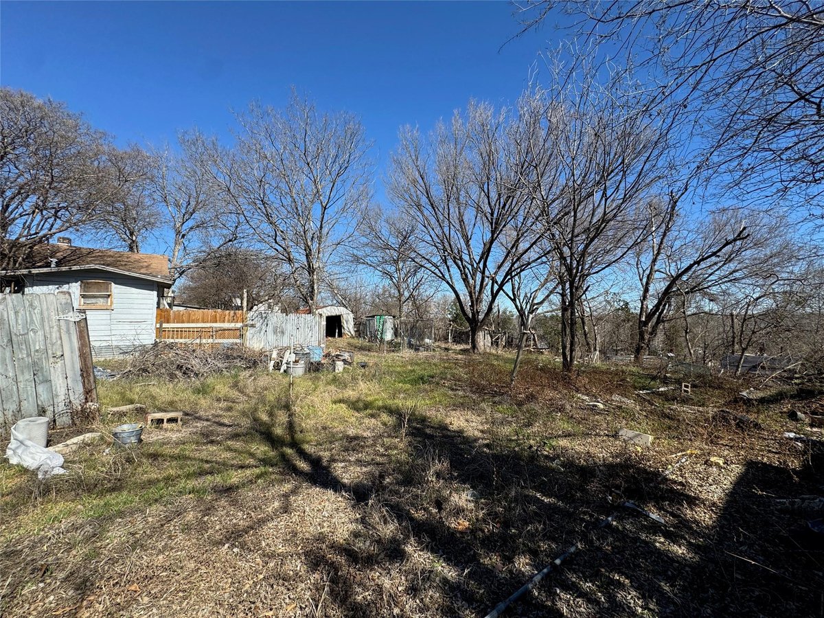 Living area at 1309 Perez (lot 31) St - Chernosky 09, Austin, TX