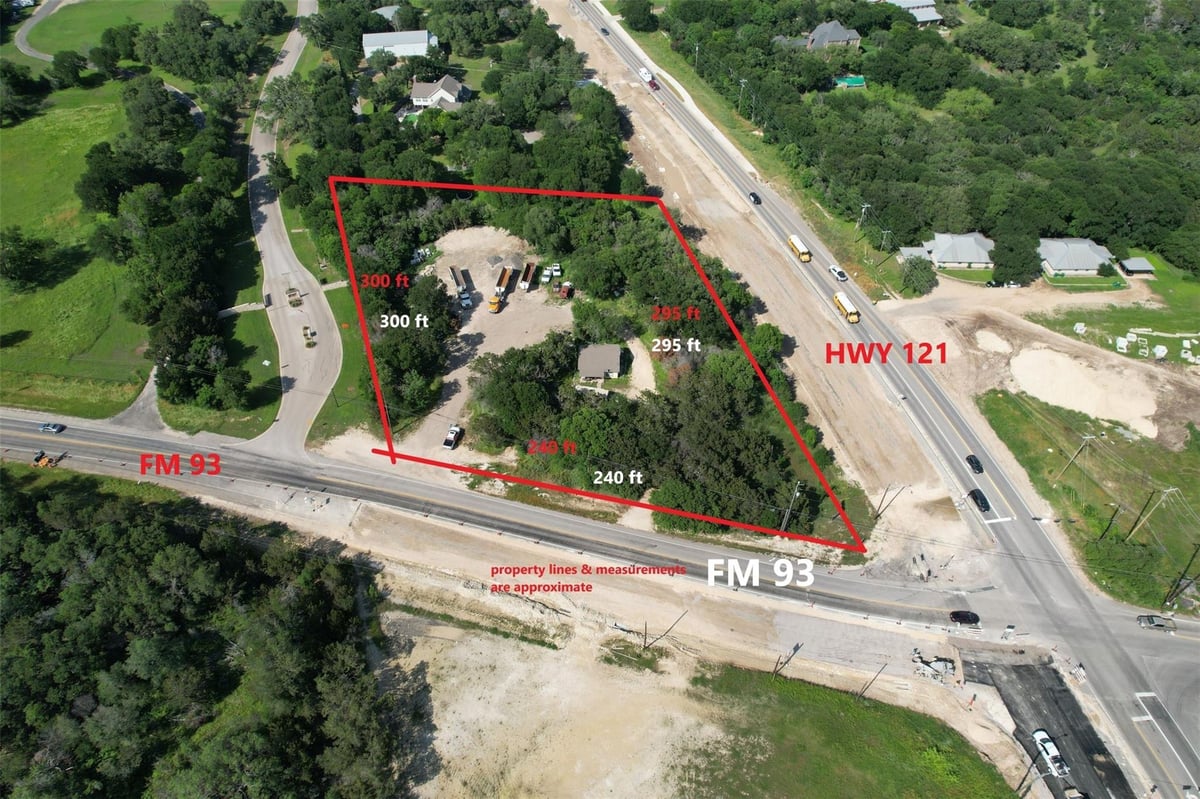 View 1309 W 2nd Ave in . 1309 W 2nd Ave - front exterior - Luxury lot in ., Belton, TX
