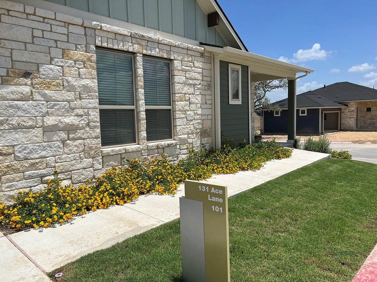 Living area at 131 Ace Ln Unit #101 - 2 bed 2 bath home