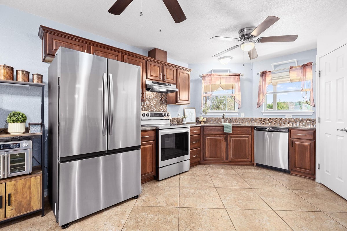 Primary bedroom at 131 Tomahawk Trl - 3 bed 2 bath home