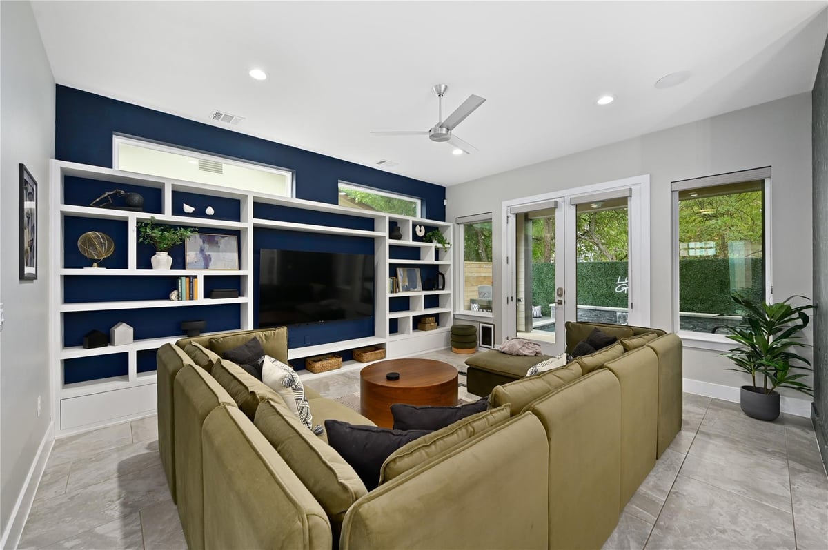Primary bedroom at 1310 Comal St - 6 bed 3 bath home
